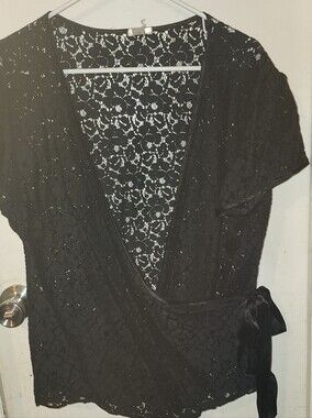 Old Navy Black Lace Top Wrap Around Style XXL